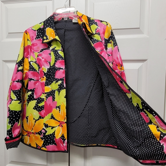 HOST PICK! Laura Ashley Spring Jacket - Picture 2 of 5